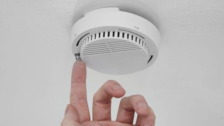 Détecteur De Fumée Connecté Verisure – Nouvelle Version 2021 – ES700SK2-ES-M03 – Neuf